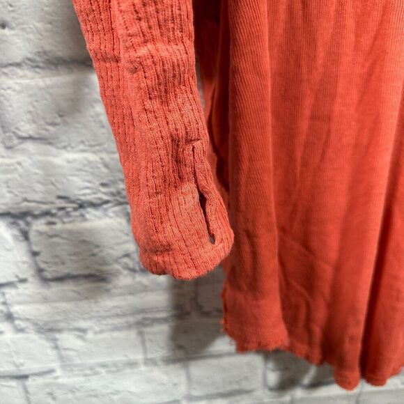 Free People Shirt Womens Small We The Free Colby Raw Edge Coral Orange - Picture 4 of 7
